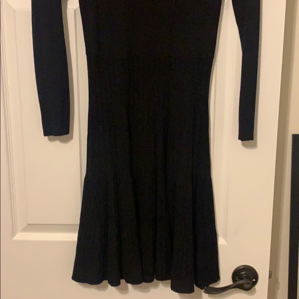 Dress - Picture 2 of 5